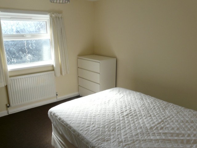  Image of 1 bedroom Flat to rent in Richmond Road Cardiff CF24 at Ground Floor Rear  Cardiff, CF24 3BS