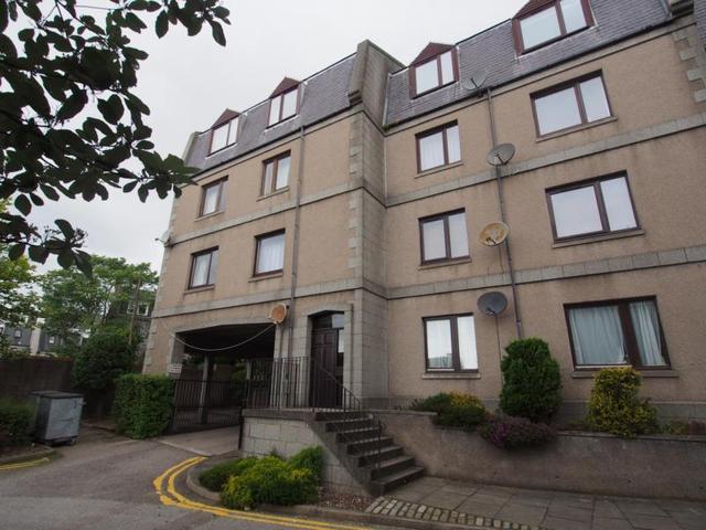  Image of 2 bedroom Flat to rent in Richmond Walk Aberdeen AB25 at Rosemount Aberdeen Aberdeen, AB25 2YT
