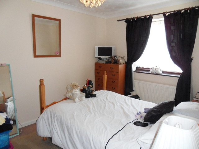  Image of 3 bedroom Semi-Detached house to rent in Wheatfields Rickinghall Diss IP22 at Wheatfields Rickinghall Diss, IP22 1EN