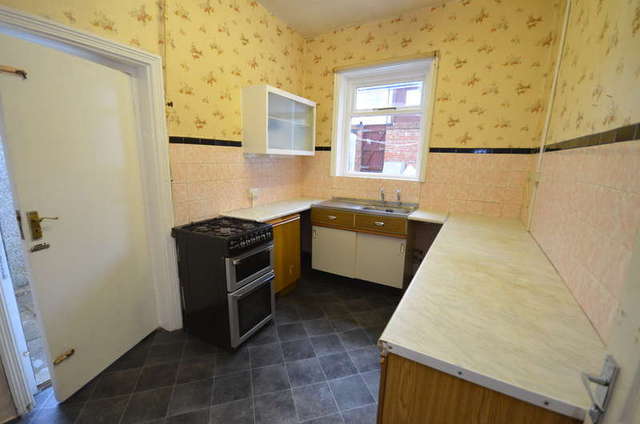  Image of 3 bedroom Terraced house to rent in Rockcliffe Street Blackburn BB2 at Blackburn Ewood, BB2 3AR