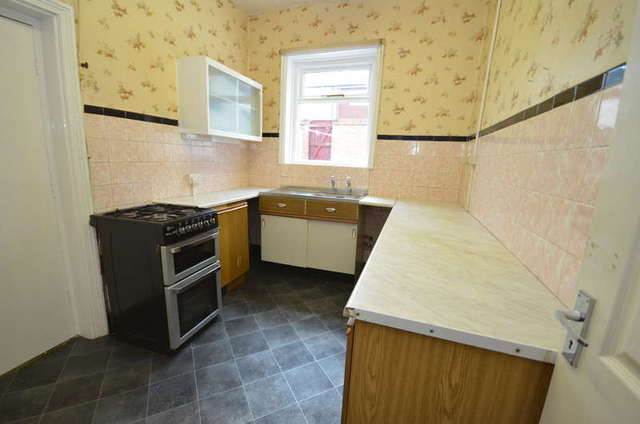  Image of 3 bedroom Terraced house to rent in Rockcliffe Street Blackburn BB2 at Blackburn Ewood, BB2 3AR
