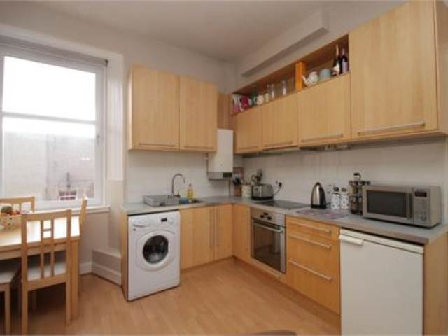  Image of 1 bedroom Flat to rent in Roseburn Street Edinburgh EH12 at Roseburn Edinburgh Edinburgh, EH12 5PN
