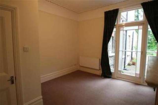  Image of 2 bedroom Flat to rent in Rosenthal Road London SE6 at London, SE6 2BY