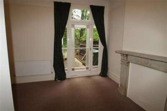  Image of 2 bedroom Flat to rent in Rosenthal Road London SE6 at London, SE6 2BY
