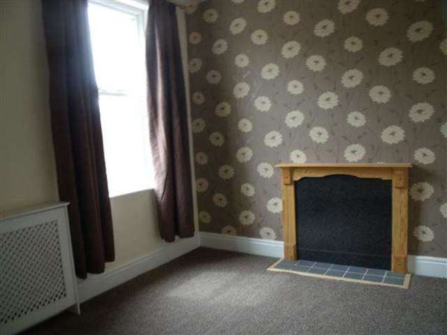  Image of 1 bedroom Apartment to rent in Rothbury Street Scarborough YO12 at Falsgrave, YO12 7DT