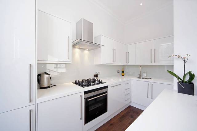  Image of 1 bedroom Flat to rent in Russell Gardens London W14 at Russell Gardens  London, W14 8EZ