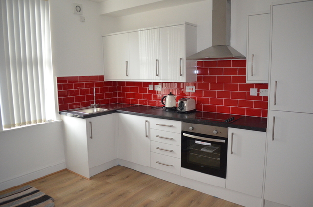  Image of 1 bedroom Ground Flat to rent in Salisbury Avenue Armley Leeds LS12 at Salisbury Avenue  Leeds, West Yorkshire, England, LS12 2AR