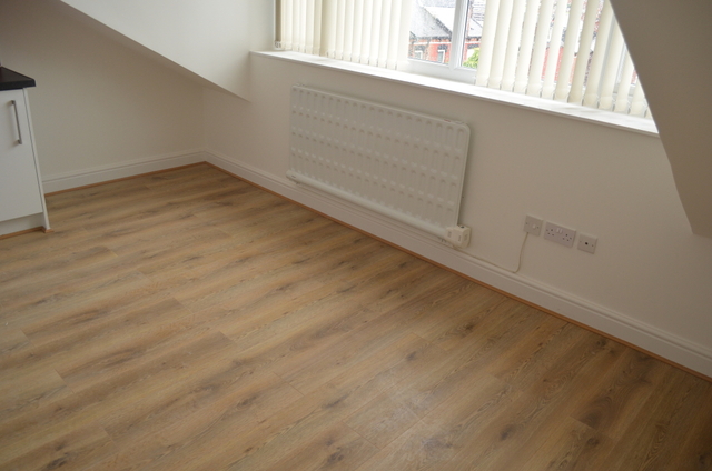  Image of 1 bedroom Flat to rent in Salisbury Avenue Armley Leeds LS12 at Salisbury Avenue  Leeds, West Yorkshire, England, LS12 2AR