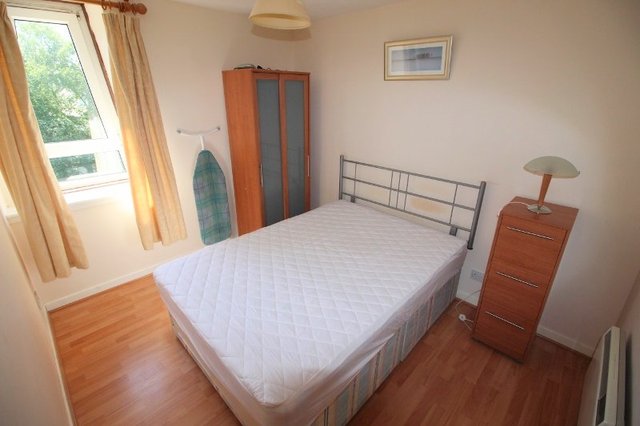  Image of 1 bedroom Flat to rent in Salisbury Court Aberdeen AB10 at West End Aberdeen Aberdeen, AB10 6PN