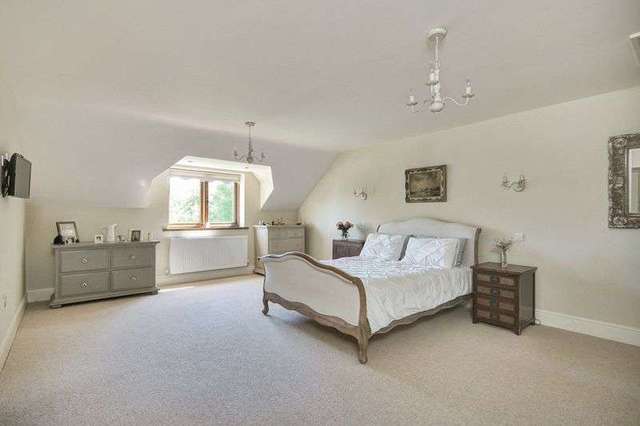  Image of 5 bedroom Detached house for sale in Salmon Lane Kirkby-in-Ashfield Nottingham NG17 at Salmon Lane Kirkby-In-Ashfield Nottingham, NG17 9HB
