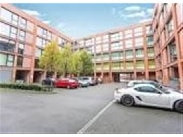  Image of 2 bedroom Apartment to rent in Tenby Street North Hockley Birmingham B1 at Sapphire Heights Tenby Street North Birmingham, B1 3ES