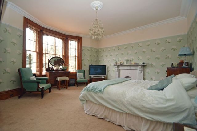  Image of 4 bedroom Semi-Detached house for sale in Seavale Road Clevedon BS21 at Seavale Road  Clevedon, BS21 7QB