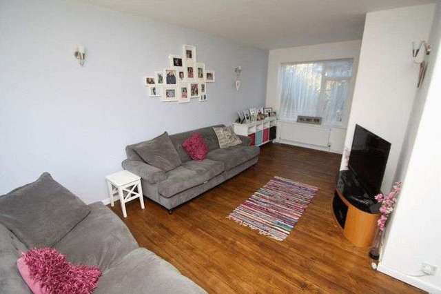  Image of 3 bedroom Detached house for sale in Shelley Road High Wycombe HP11 at Shelley Road  High Wycombe, HP11 2UW
