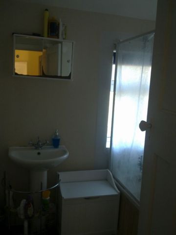  Image of 3 bedroom Semi-Detached house to rent in Shenstone Valley Road Halesowen B62 at Shenstone Valley Road Halesowen Birmingham, B62 9TE