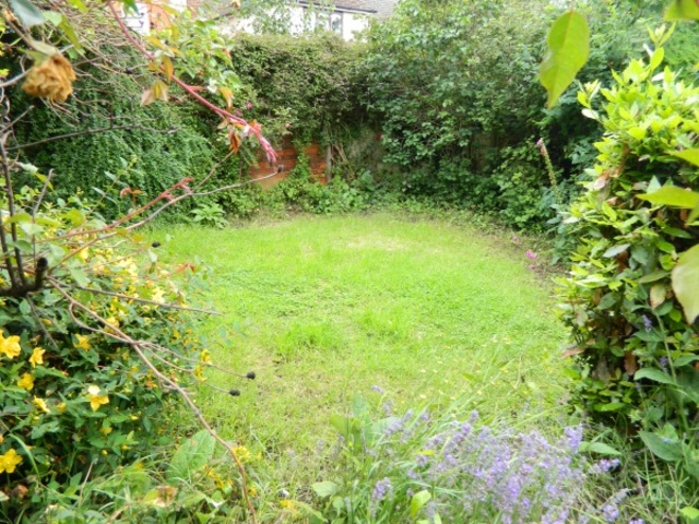  Image of 4 bedroom Semi-Detached house for sale in Sidney Road Bedford MK40 at Bedford, MK40 2BQ