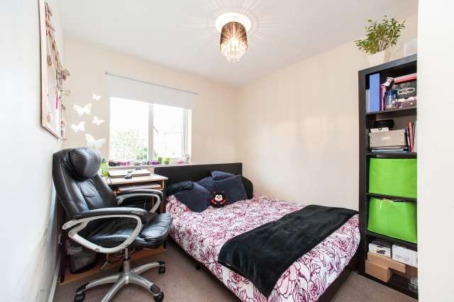  Image of 3 bedroom Property for sale in Silvergrove Street Glasgow G40 at Glasgow, G40 1DE