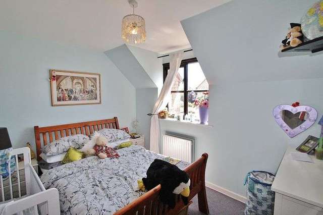 Image of 2 bedroom Detached house for sale in Snowshill Drive Witney OX28 at Snowshill Drive  Witney, OX28 5GT