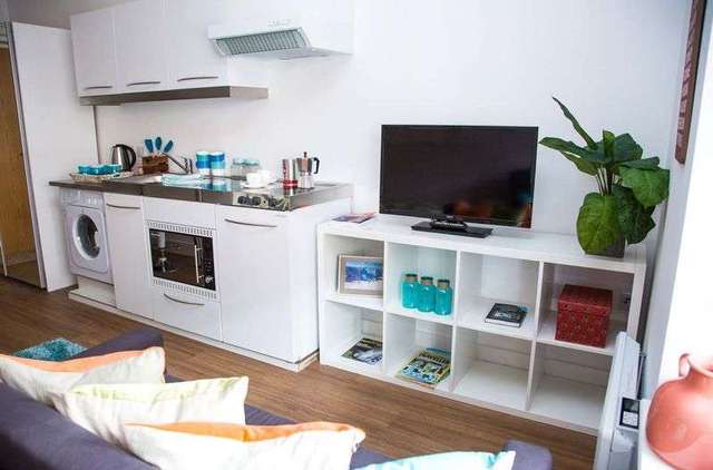  Image of 1 bedroom Flat to rent in Campbell Place Penkhull Stoke-on-Trent ST4 at South Wolfe Street  Stoke-On-Trent, ST4 1NA
