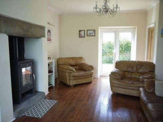  Image of 3 bedroom Terraced house to rent in Spring Bank Cullingworth Bradford BD13 at Spring Bank Cullingworth Bradford, BD13 5EW