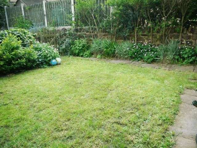  Image of 3 bedroom Terraced house to rent in Spring Bank Cullingworth Bradford BD13 at Spring Bank Cullingworth Bradford, BD13 5EW