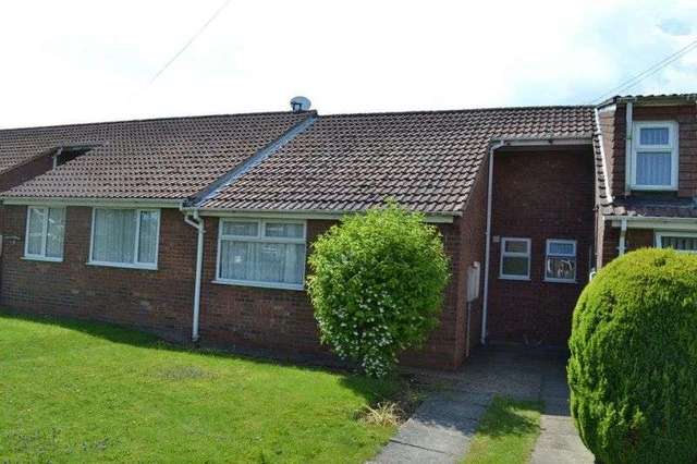  Image of 2 bedroom Bungalow for sale in Spruce Lane Ulceby DN39 at Spruce Lane  Ulceby, DN39 6UL