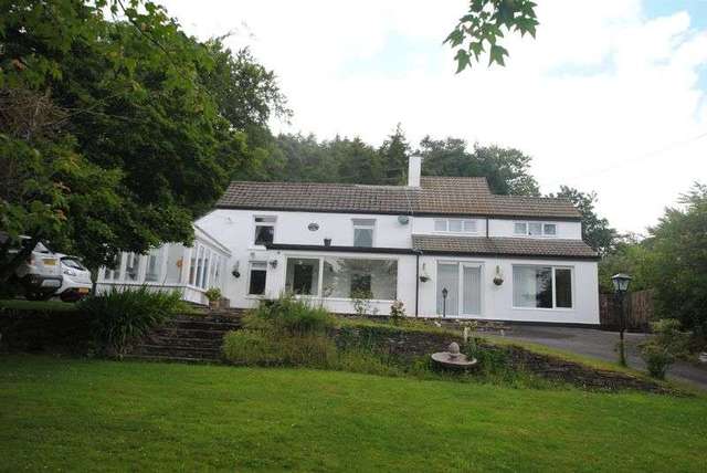  Image of 5 bedroom Detached house for sale in St. Anns Chapel Gunnislake PL18 at St. Anns Chapel, PL18 9HP