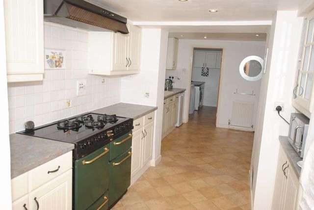  Image of 5 bedroom Detached house for sale in St. Anns Chapel Gunnislake PL18 at St. Anns Chapel, PL18 9HP
