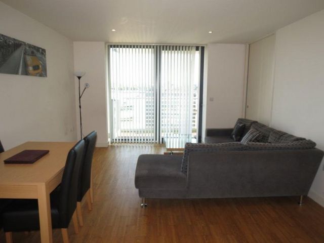  Image of 2 bedroom Apartment to rent in Kelso Place Manchester M15 at 1 Kelso Place  Manchester City, M15 4LE