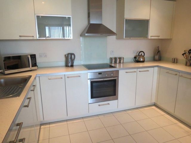  Image of 2 bedroom Apartment to rent in Kelso Place Manchester M15 at 1 Kelso Place  Manchester City, M15 4LE