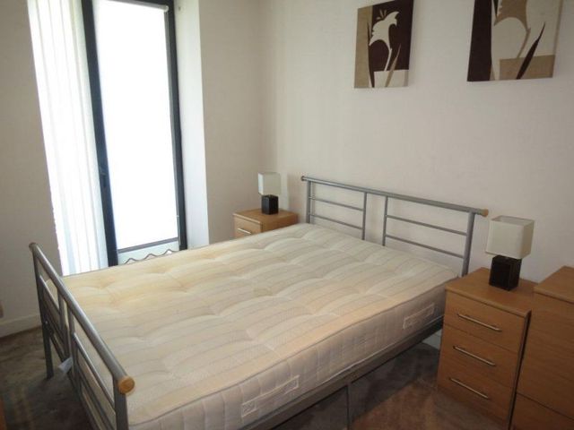  Image of 2 bedroom Apartment to rent in Kelso Place Manchester M15 at 1 Kelso Place  Manchester City, M15 4LE