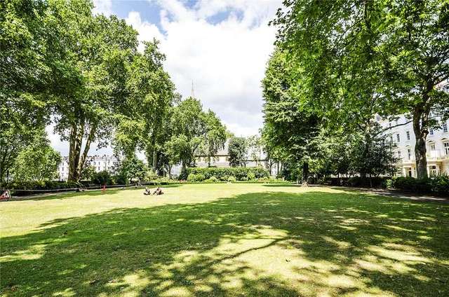  Image of 3 bedroom Flat for sale in St. Georges Square London SW1V at London  Pimlico, SW1V 3QY