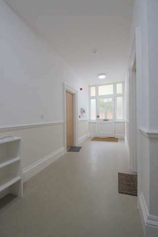  Image of Studio flat to rent in St. James Road Sutton SM1 at St James Road Sutton Sutton, SM1 2TJ