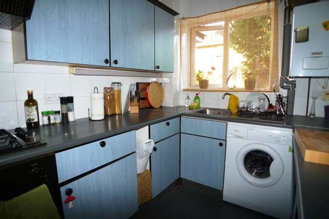  Image of 1 bedroom Flat to rent in St. Johns Road Sidcup DA14 at St Johns Road  Sidcup, DA14 4HB