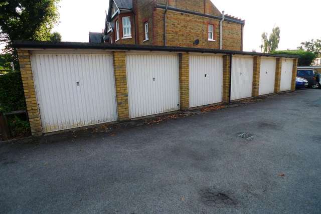  Image of 1 bedroom Flat to rent in St. Johns Road Sidcup DA14 at St Johns Road  Sidcup, DA14 4HB