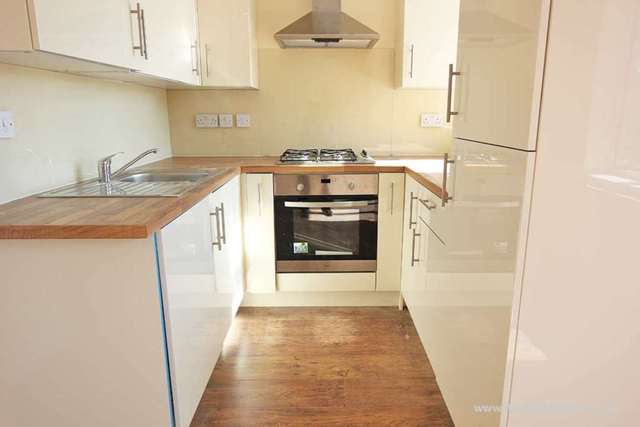  Image of 1 bedroom Flat for sale in St. Peters Road Croydon CR0 at St Peter`s Road Croydon Croydon, CR0 1HL