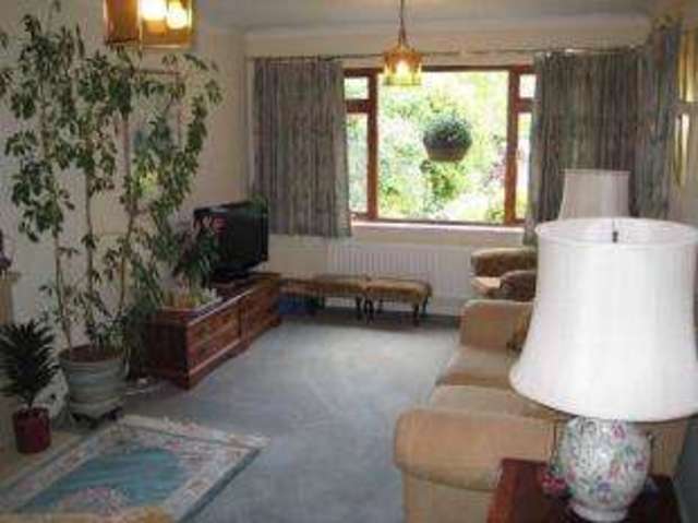  Image of 4 bedroom Detached house for sale in St. Stephens Drive Bolbeck Park Milton Keynes MK15 at Bolbeck Park Milton Keynes Willen, MK15 8PD