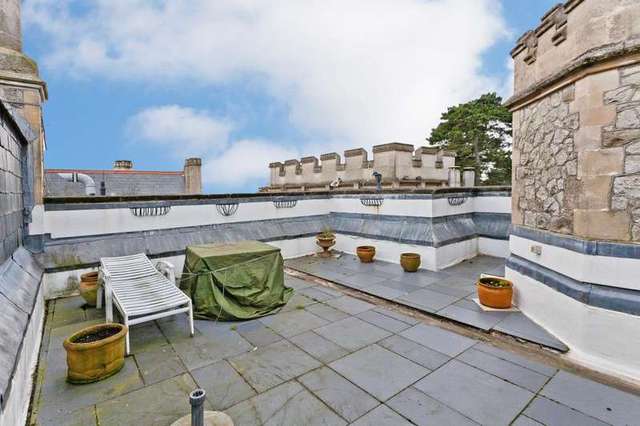  Image of 3 bedroom Flat for sale in Wood Lane Stanmore HA7 at Wood Lane Stanmore Stanmore, HA7 4JY