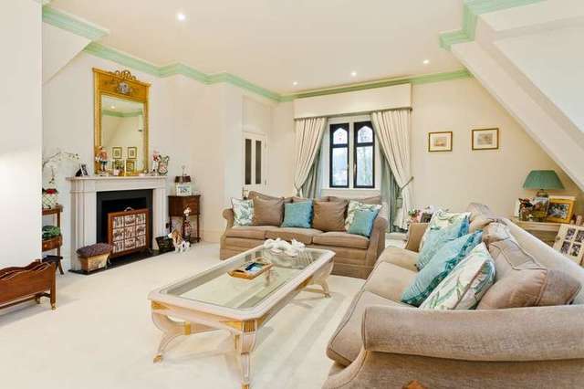  Image of 3 bedroom Flat for sale in Wood Lane Stanmore HA7 at Wood Lane Stanmore Stanmore, HA7 4JY