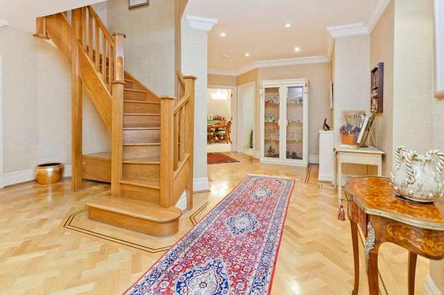  Image of 3 bedroom Flat for sale in Wood Lane Stanmore HA7 at Wood Lane Stanmore Stanmore, HA7 4JY
