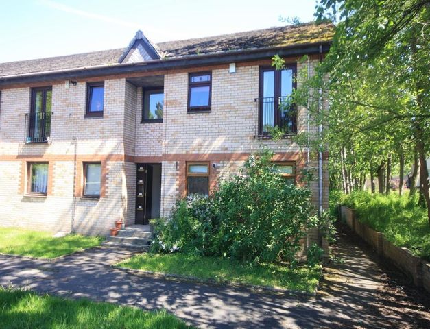  Image of 2 bedroom Flat to rent in Station Road Blantyre Glasgow G72 at Blantyre South Lanarkshire South Lanarkshire, G72 9BT