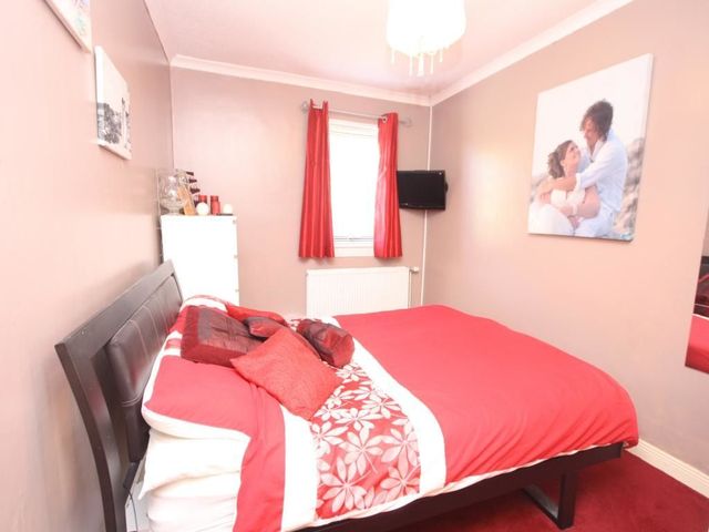  Image of 2 bedroom Flat to rent in Station Road Blantyre Glasgow G72 at Blantyre South Lanarkshire South Lanarkshire, G72 9BT