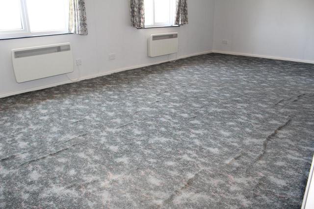  Image of 1 bedroom Flat for sale in Stavordale Road Weymouth DT4 at Weymouth, DT4 0AB