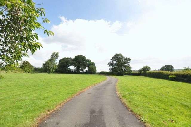  Image of 4 bedroom Detached house for sale in Stone Road Bramshall Uttoxeter ST14 at Stone Road Bramshall Uttoxeter, ST14 8SH