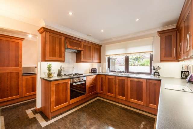  Image of 4 bedroom Detached house for sale in Stoneyflatts South Queensferry EH30 at South Queensferry, EH30 9XT