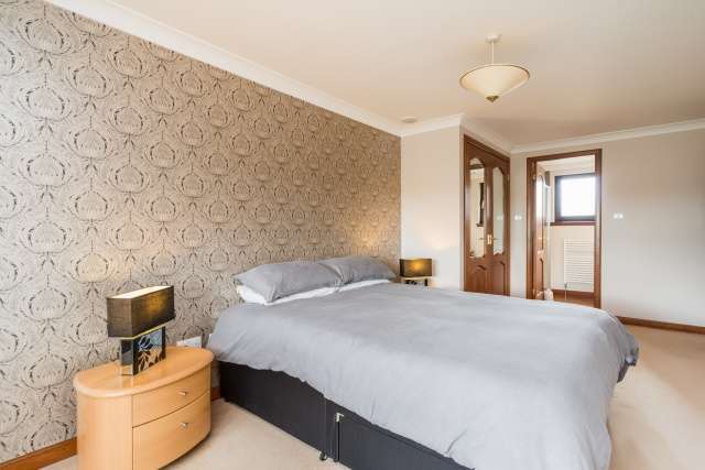  Image of 4 bedroom Detached house for sale in Stoneyflatts South Queensferry EH30 at South Queensferry, EH30 9XT