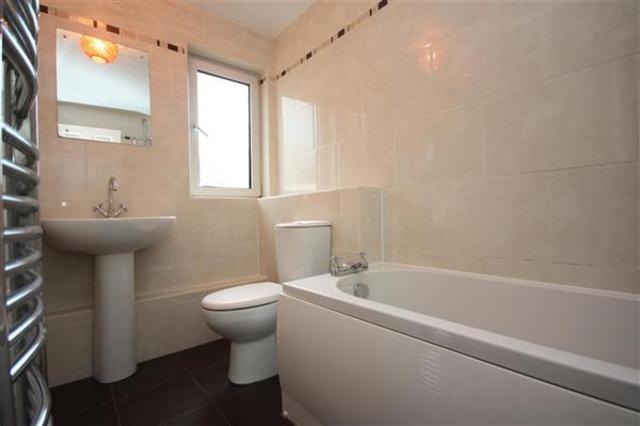  Image of 2 bedroom Flat to rent in Strathfillan Road East Kilbride Glasgow G74 at East Kilbride South Lanarkshire South Lanarkshire, G74 1DG