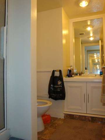  Image of 4 bedroom Flat to rent in Earls Court Road London SW5 at Earls Court Road  London, SW5 9RP