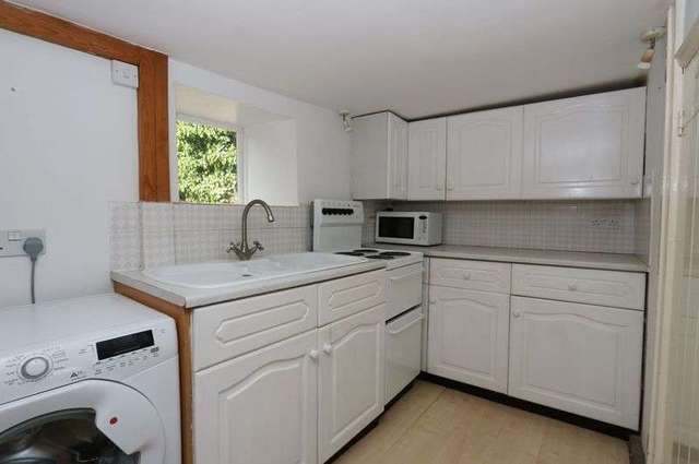  Image of 2 bedroom Cottage to rent in Summer Lane Combe Down Bath BA2 at Summer Lane  Combe Down, BA2 5JY