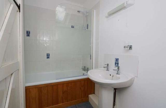  Image of 2 bedroom Cottage to rent in Summer Lane Combe Down Bath BA2 at Summer Lane  Combe Down, BA2 5JY