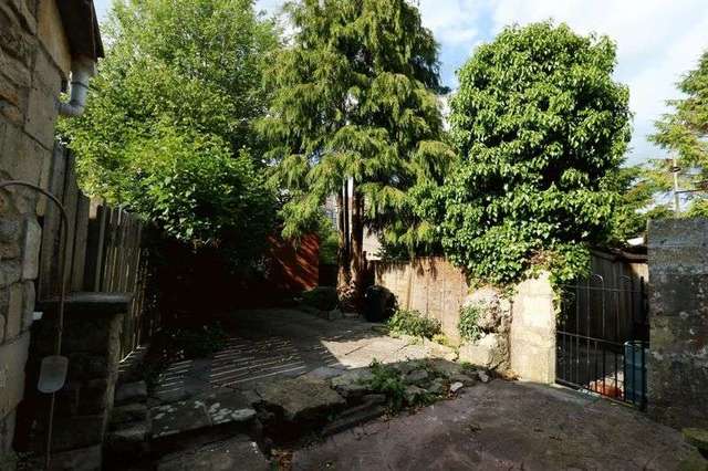  Image of 2 bedroom Cottage to rent in Summer Lane Combe Down Bath BA2 at Summer Lane  Combe Down, BA2 5JY